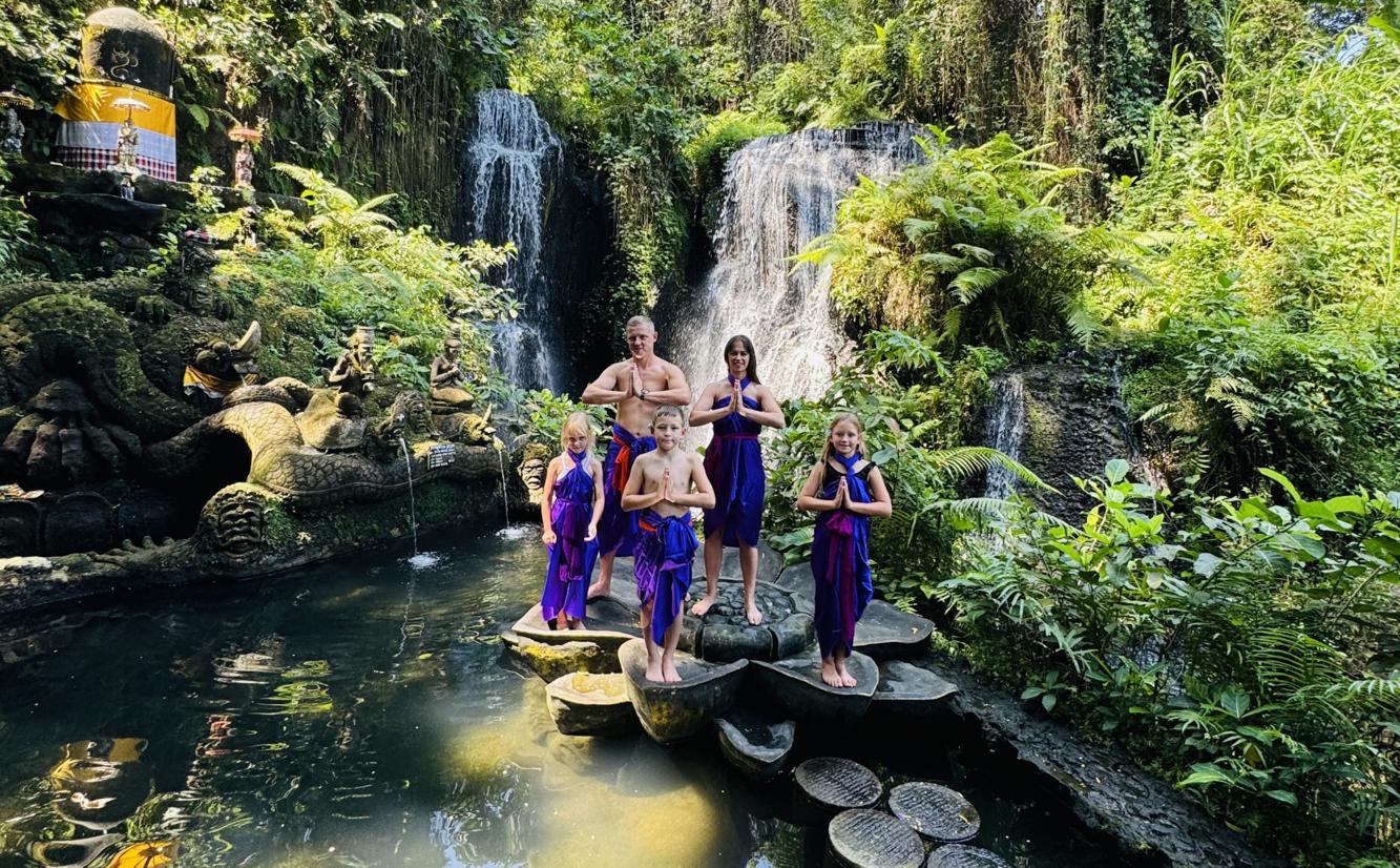 Ubud: Purification Ceremony at Taman Beji Griya Waterfall, Rice Terraces, Goa Gajah Temple or Monkey Forest