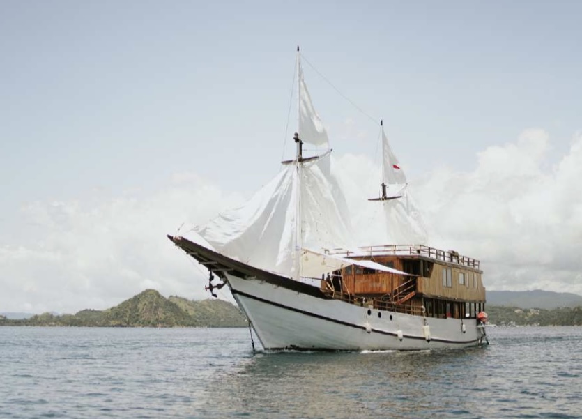 Туры по островам архипелага Комодо с проживанием на лодках