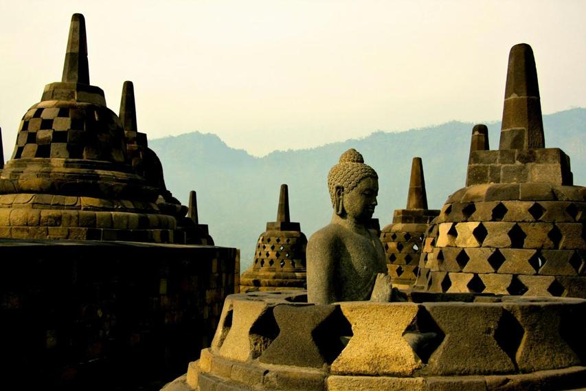 Borobudur Temple and Punthuk Setumbu Sunrise