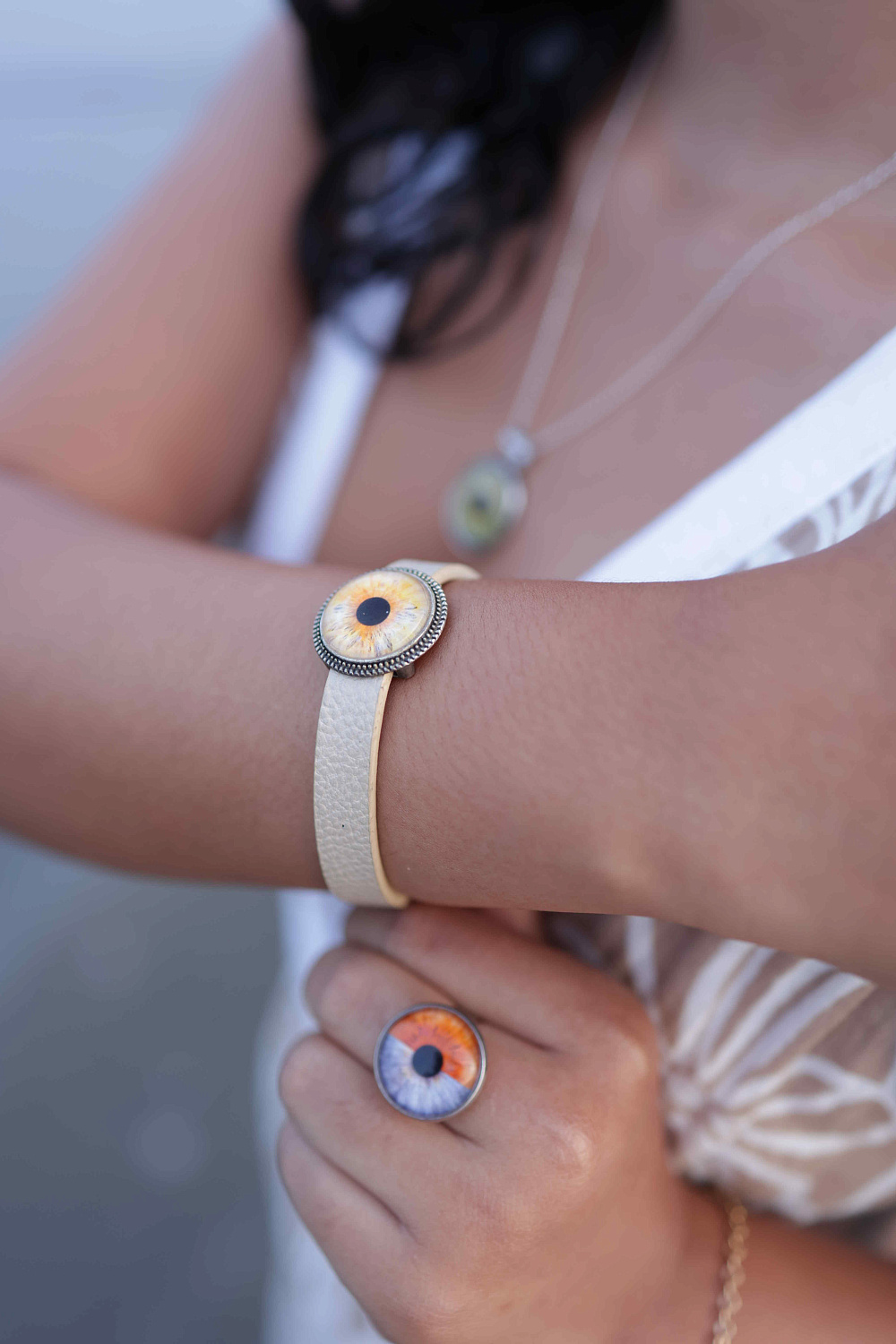 Создание украшений с фото сетчатки глаза