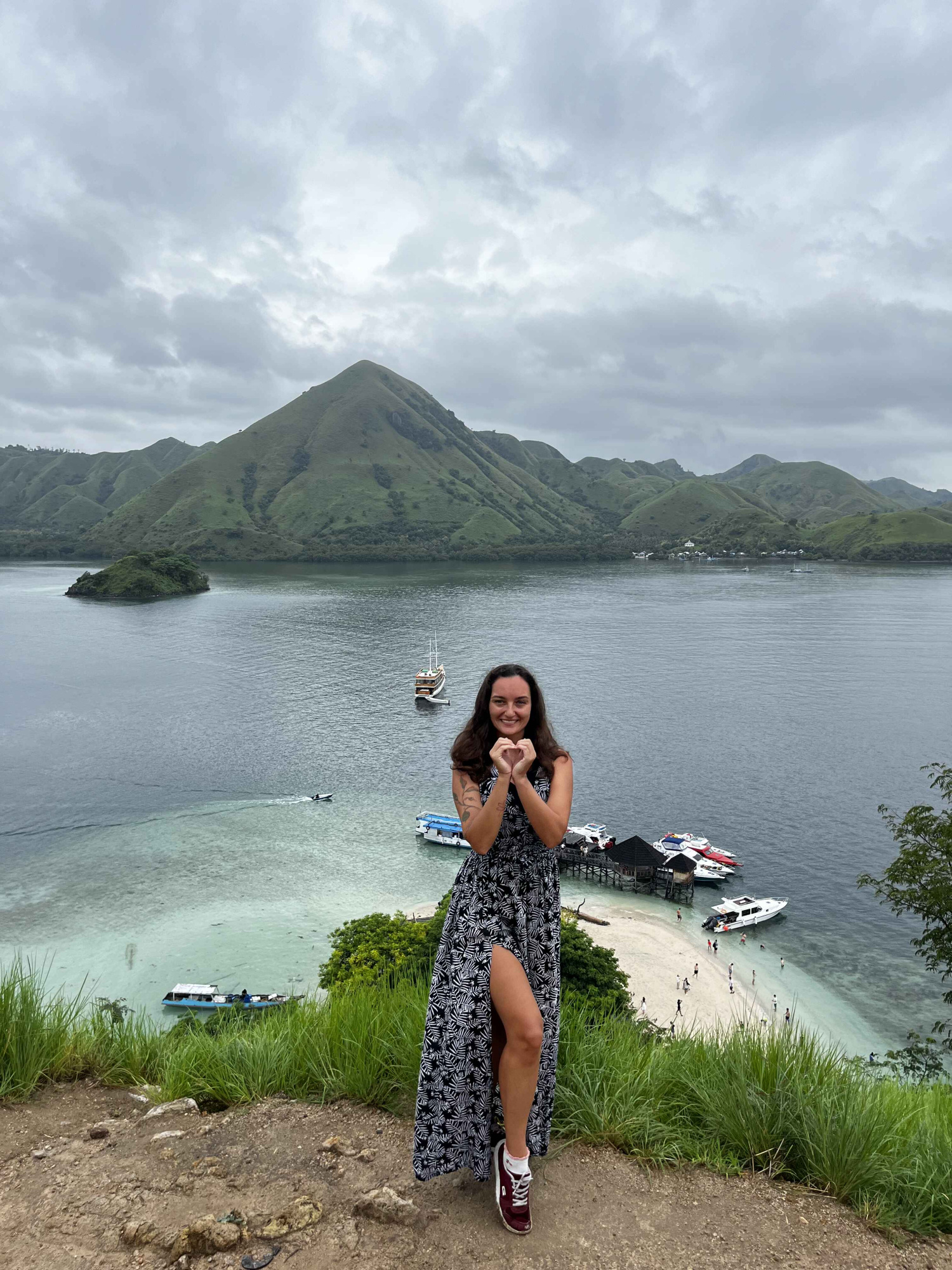 Остров Флорес (Аэропорт Комодо) Остров Флорес (Аэропорт Комодо)