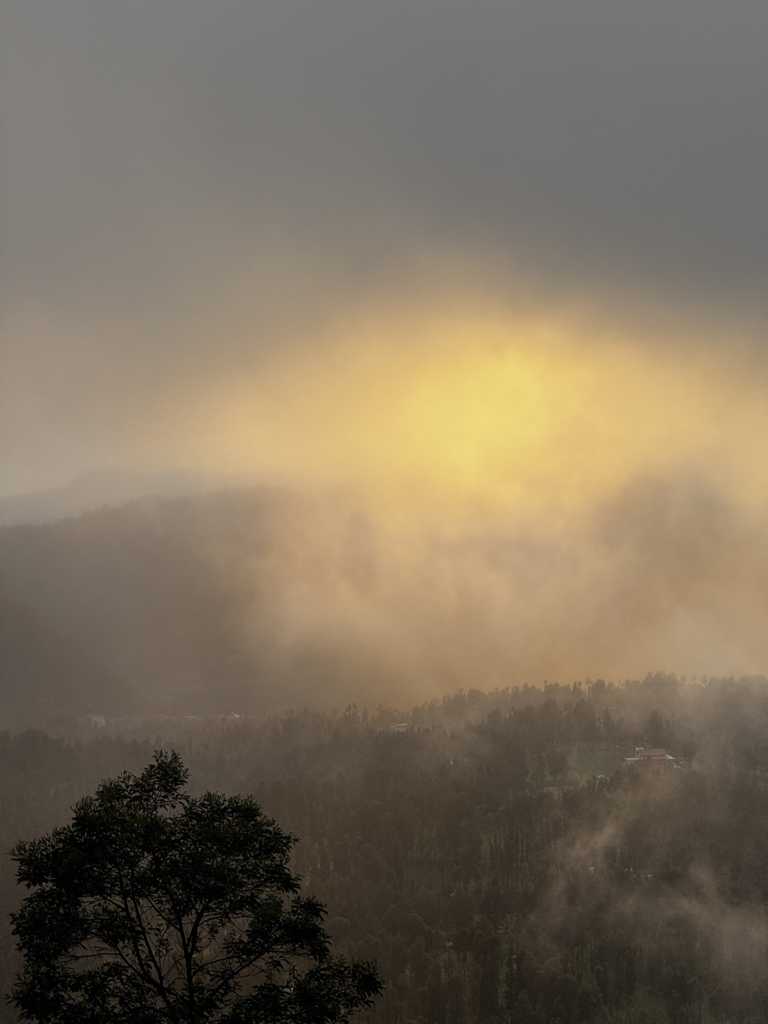Рассвет на вулкане Бромо
